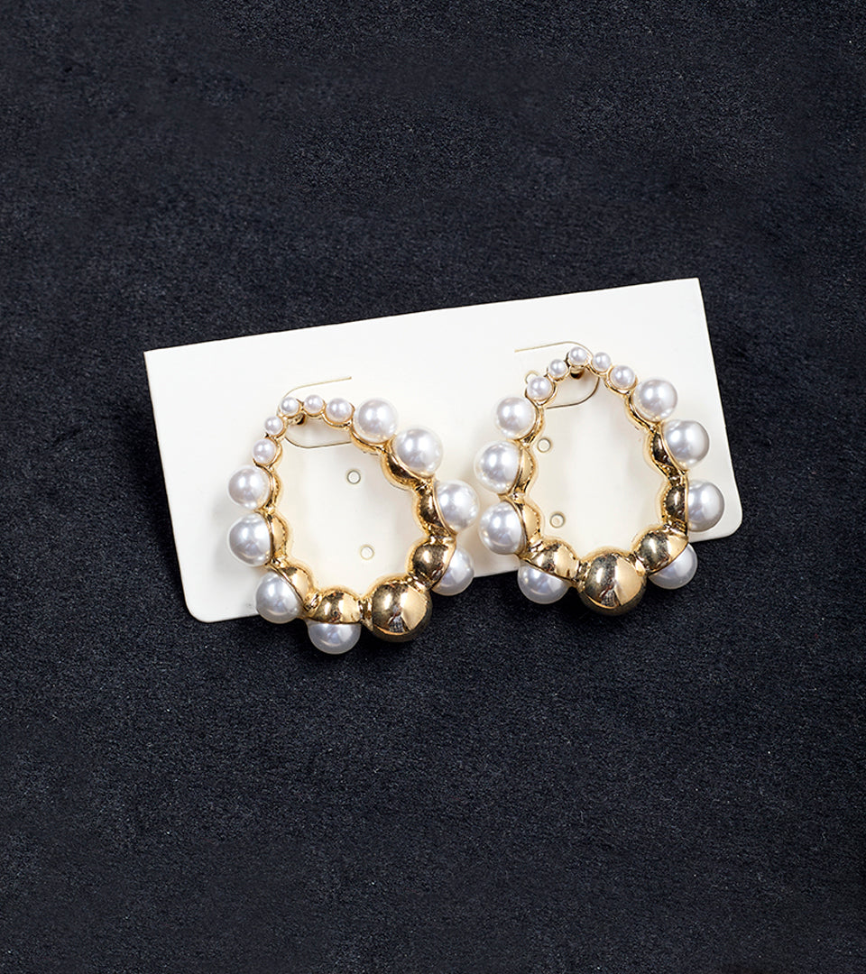 Gold Pearl Scallop | Brass & 18K Gold Plated | Hoop Earrings