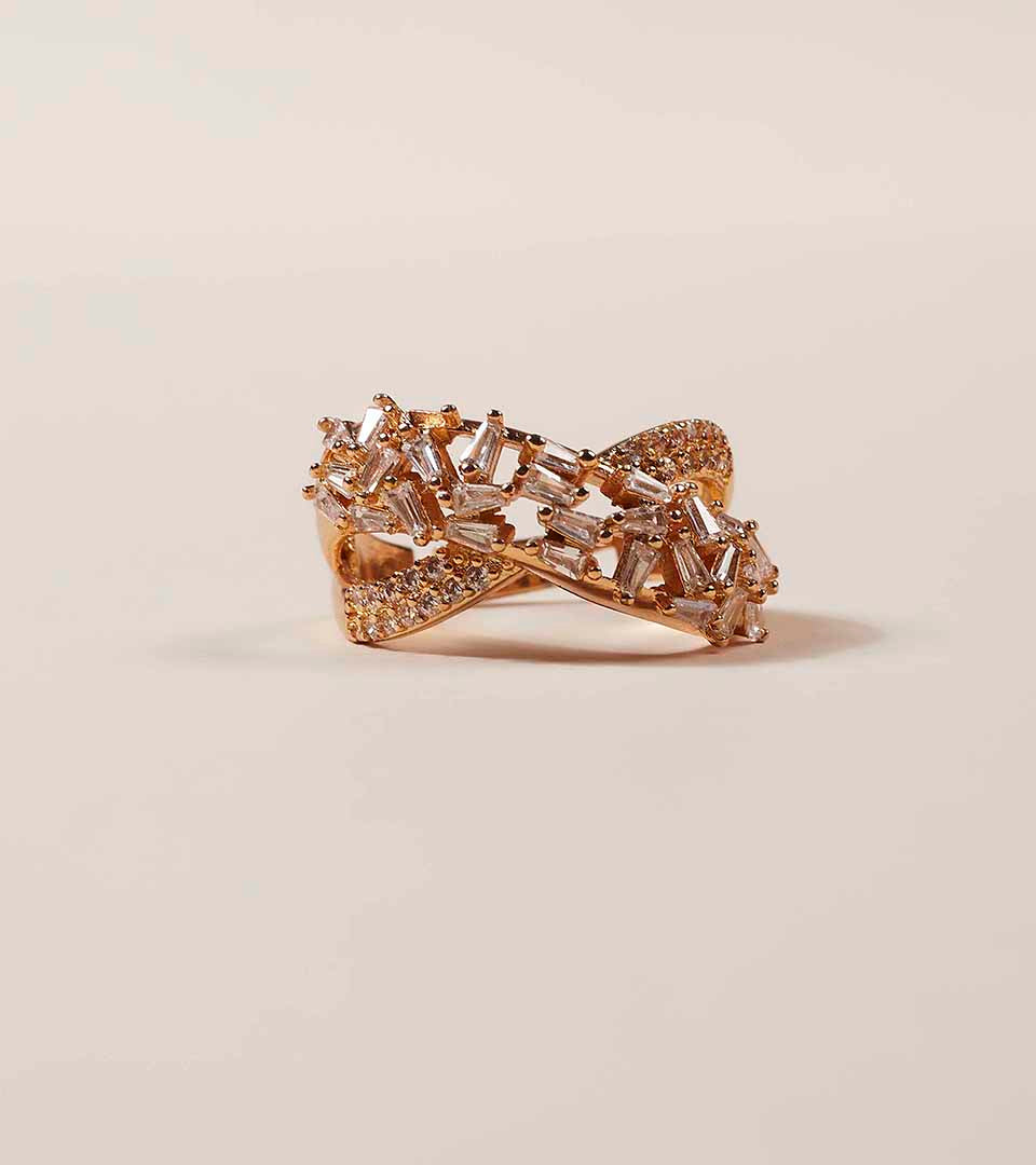 Golden Sculptural Swirl Ring