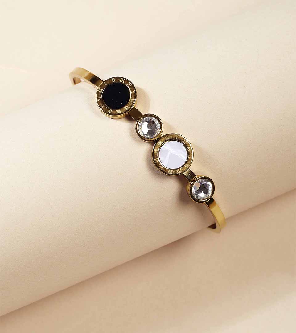 Circular Accent Slim Bangle