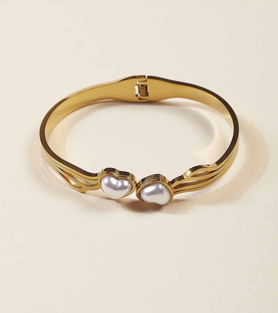 Golden Winged Heart Pearl Bracelet
