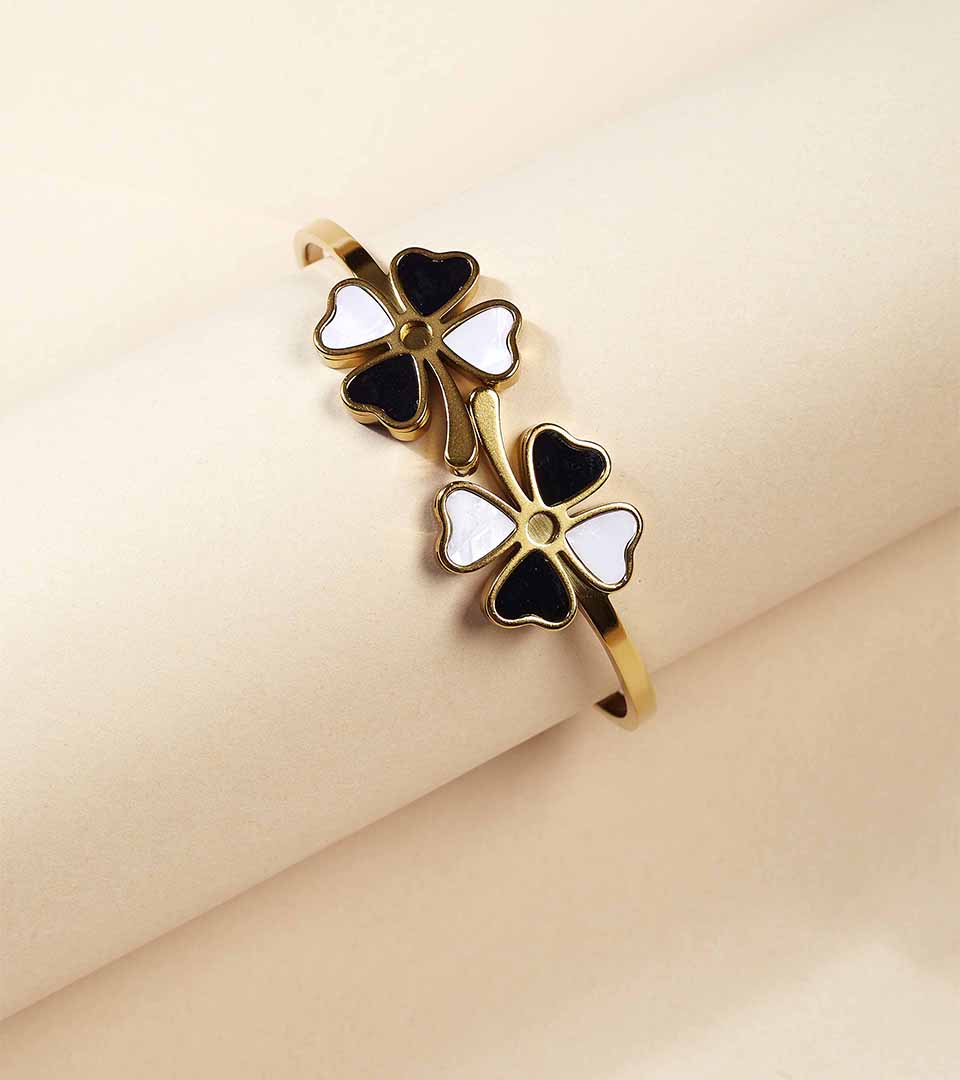 Two-Tone Clover Motif Bangle
