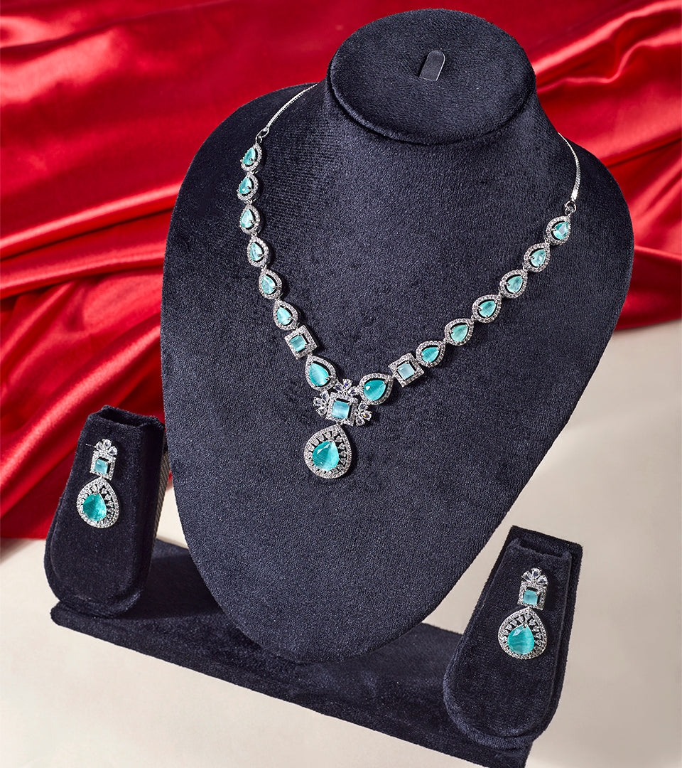 Aqua Teardrop Necklace Set