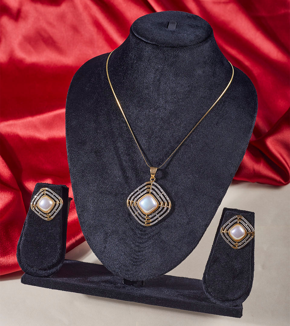Clear Square Pendant Set