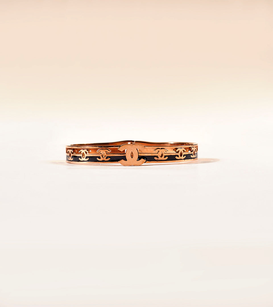 Golden Patterned Slim Bangle