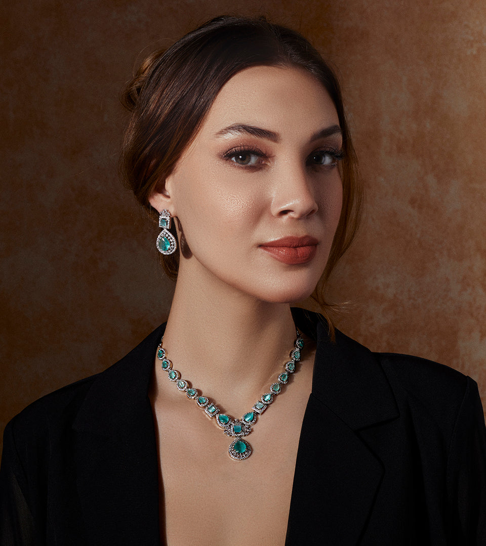 Aqua Teardrop Necklace Set