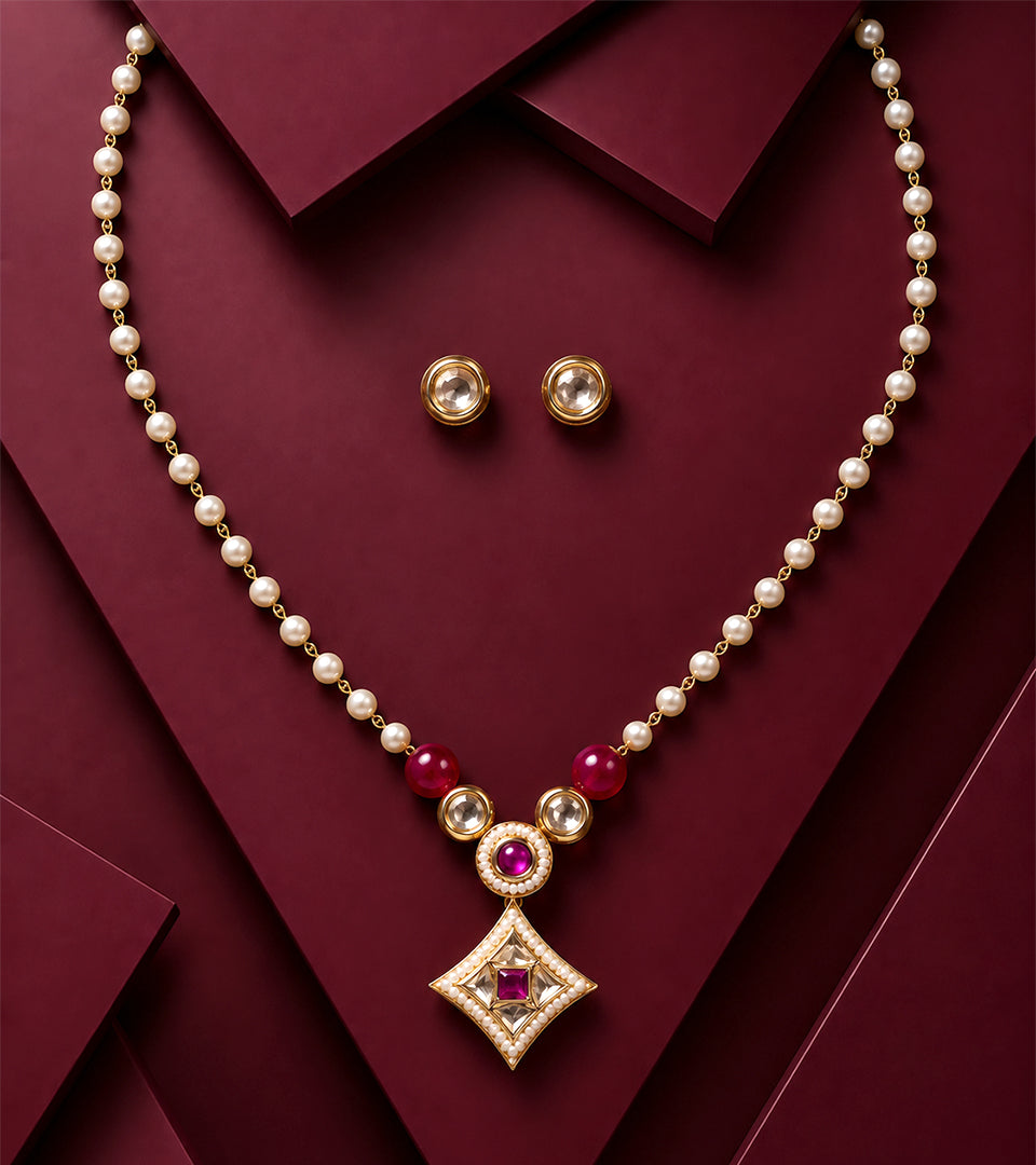 Red Crown Pendant Jewellery Set